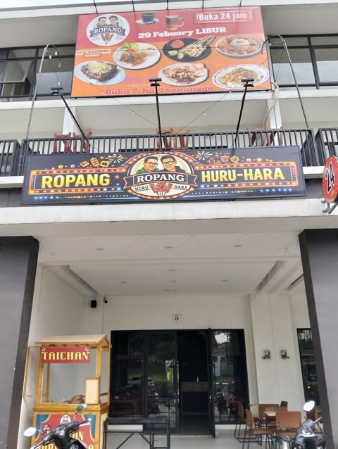 Ropang Huru Hara