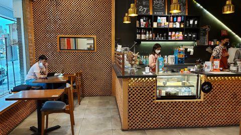 No 27 Coffee & Bistro Gading Serpong