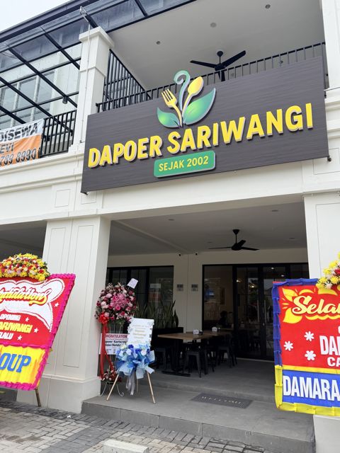 Dapoer Sariwangi, Gading Serpong