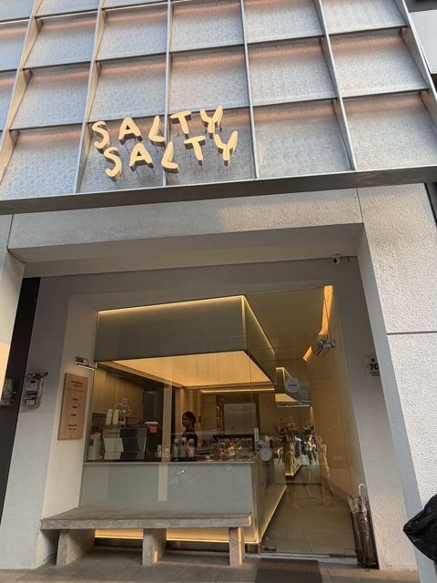 Salty Salty Gading Serpong