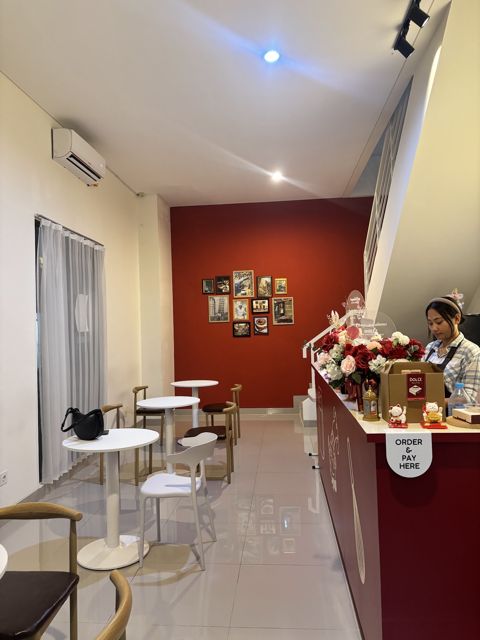 DOLCE Dessert Bar