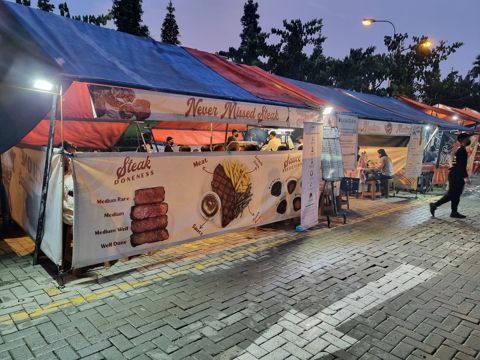 PASAR MODERN PARAMOUNT