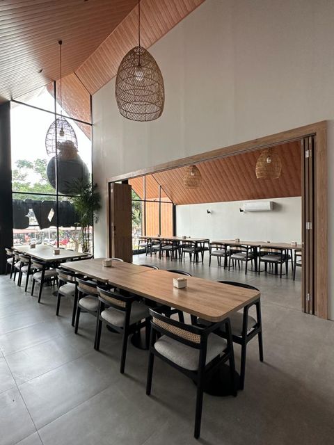 PORKY’s Gading Serpong