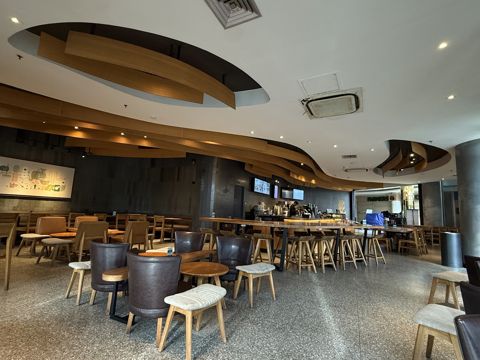 Starbucks Coffee Sumarecon Mall Serpong 1