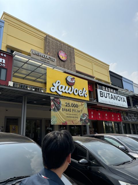 Lawoek Gading Serpong