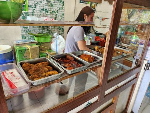 Nasi Uduk Daun