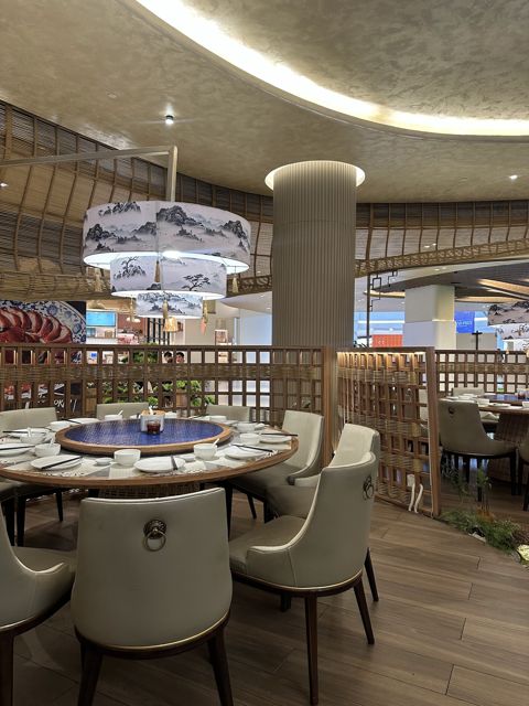 Fat Duck Summarecon Mall Serpong