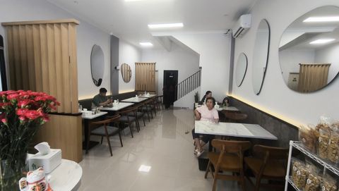 Nyonya Medan Gading Serpong