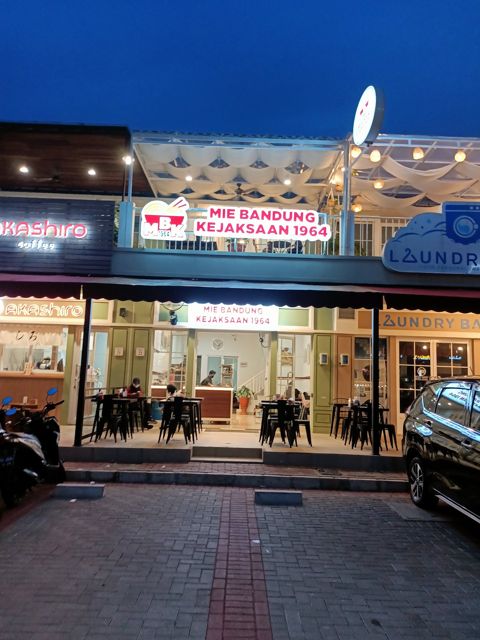 MBK 1964 - Maggiore Gading Serpong ( Mie Bandung Kejaksaan 1964 )