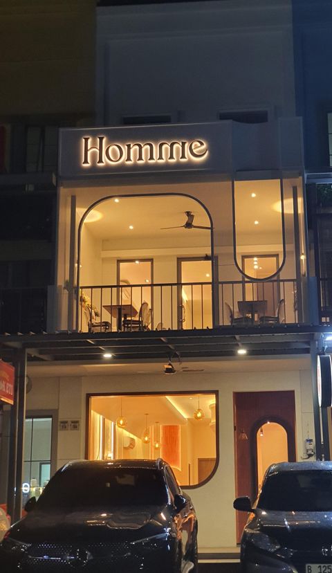 Homme Coffee & Eatery