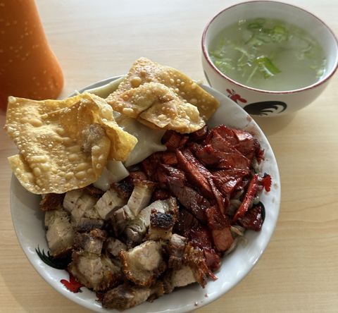 PANGSIT MIE PALU ( Ruko Aniva )